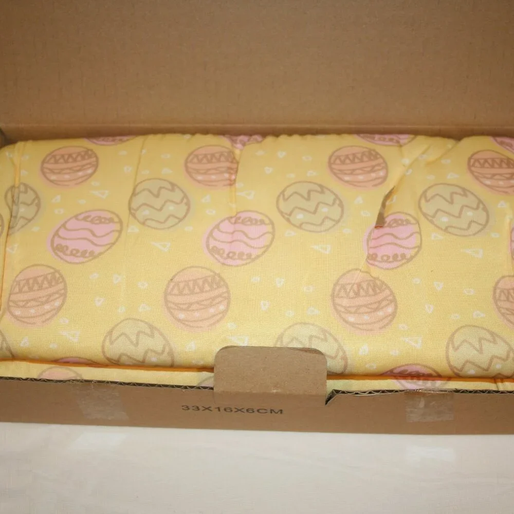 NACOCO Dog Cooling Mat Yellow Egg Washable Cooling Pad 38.5x 27.5 Easter NEW Cat